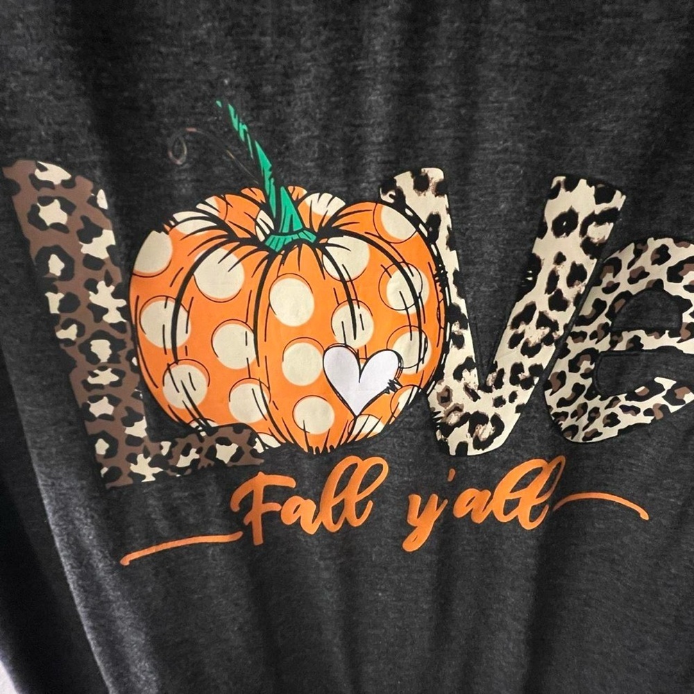 Charcoal Fall Graphic Tee “Love Fall Y’all” - Picture 3 of 5